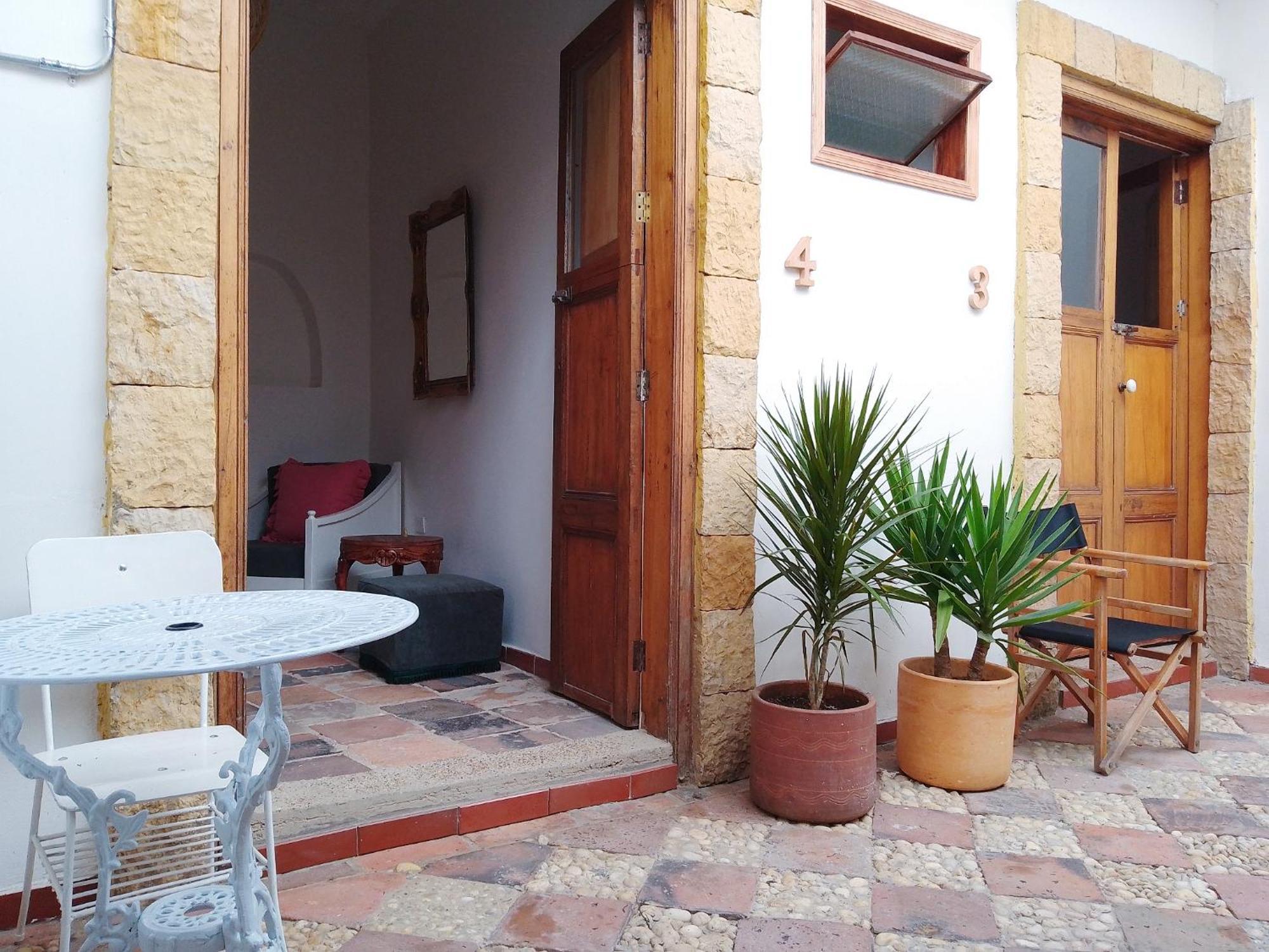 Casita De Piedra Bed & Breakfast โบโกตา ภายนอก รูปภาพ