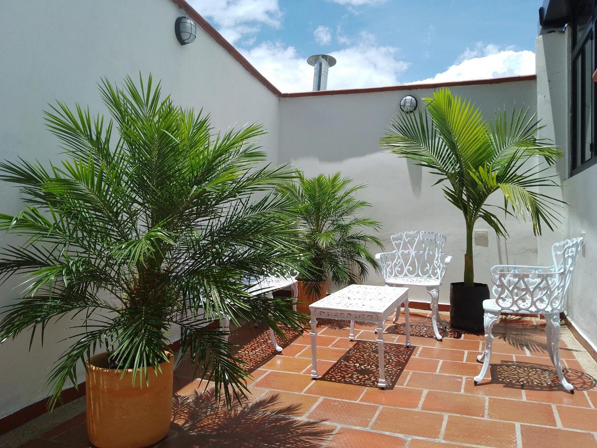 Casita De Piedra Bed & Breakfast โบโกตา ภายนอก รูปภาพ
